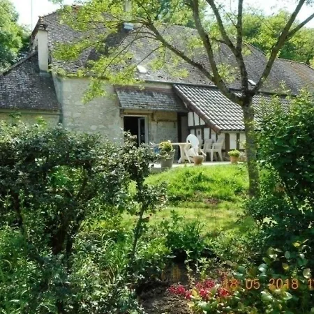 House Meyronne - 8 Pers, 300 M2, 5/4